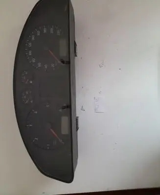 Volkswagen Transporter - Caravelle T5 Speedometer (instrument cluster)