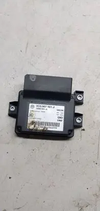 Volkswagen PASSAT B6 Hand brake control module 3c0907801j