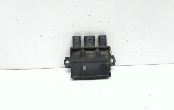 Polestar 2 Tailgate/trunk control unit/module 32137251