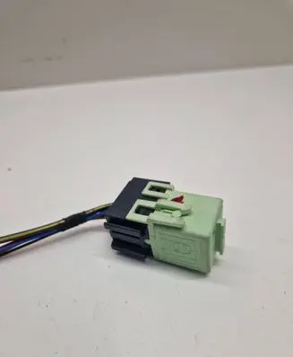 BMW 5 E60 E61 Other relay V23134K59X312 8373700 6136