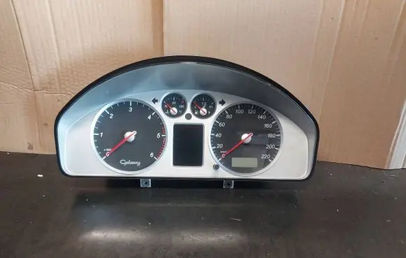 Ford Galaxy Speedometer (instrument cluster) 88311300