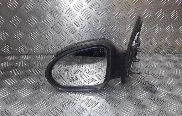 Front door electric wing mirror