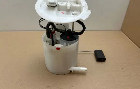 Ford Mustang VI In-tank fuel pump FR3C9H307BE