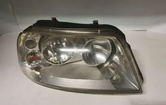 Volkswagen Sharan Headlight/headlamp 0301182202