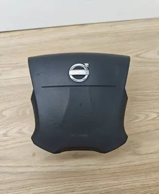 Volvo XC70 Steering wheel airbag P30780655 T492C161780016