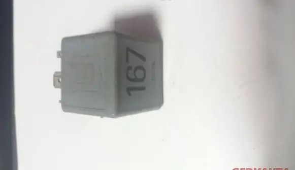 Volkswagen PASSAT B5 Other relay 191906383C