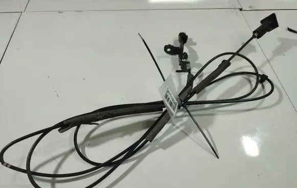 KIA Ceed Fuel tank opening switch 