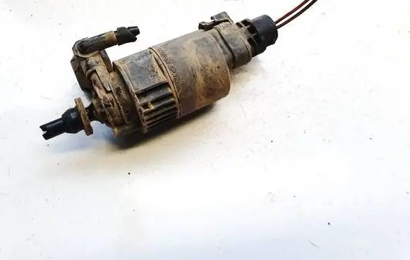 Renault Megane I Windscreen/windshield washer pump 7700821782