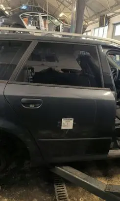 Audi A4 S4 B6 8E 8H Rear door LX7ZKOMBI