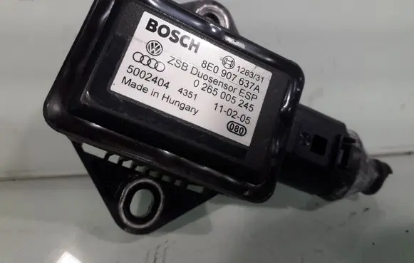 Volkswagen PASSAT B5.5 ESP acceleration yaw rate sensor 8E0907637A