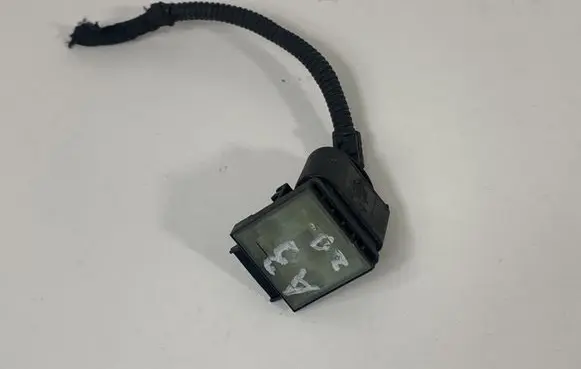 Audi A3 S3 A3 Sportback 8P Other relay 1J0973705