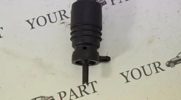 BMW X5 E53 Windscreen/windshield washer pump