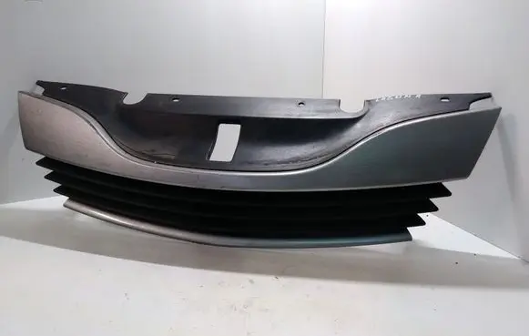 Renault Laguna II Front grill 8200012581