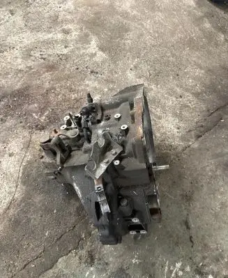 Suzuki SX4 Manual 5 speed gearbox Rw419d
