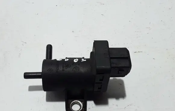 Renault Trafic II (X83) Turbo solenoid valve 8200762597