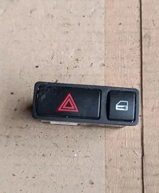 BMW X5 E53 Hazard light switch 61318368920 8368920