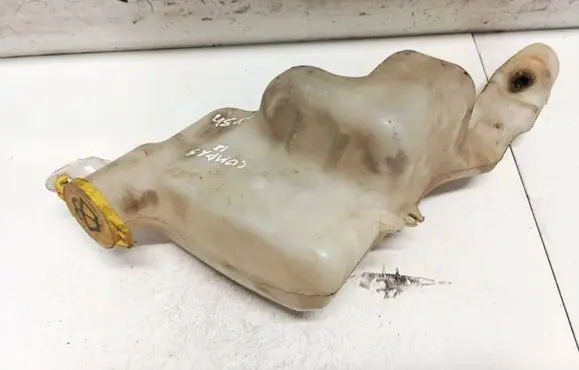 Windshield washer fluid reservoir/tank