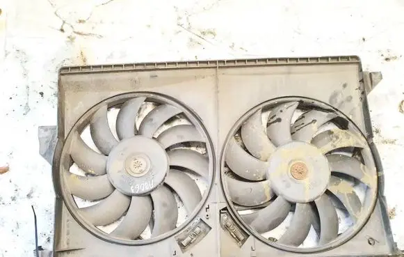 Fiat Croma Radiator cooling fan shroud 879584b ad1060