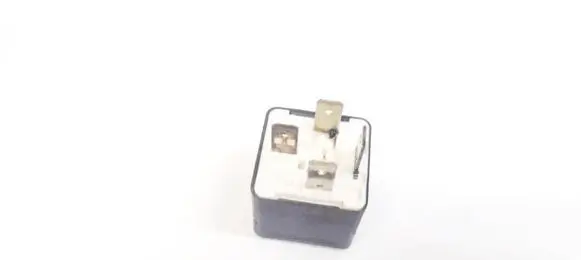 Jeep Grand Cherokee (WK) Other relay 04795068AA