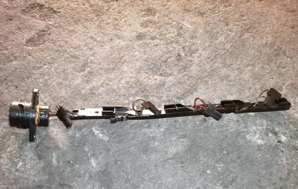 Volkswagen Transporter - Caravelle T5 Fuel injector wires 038971600