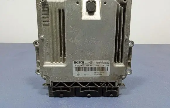 Opel Vivaro Engine control unit/module ECU 237103984R