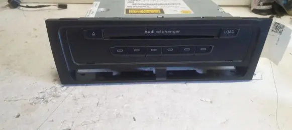 CD/DVD changer