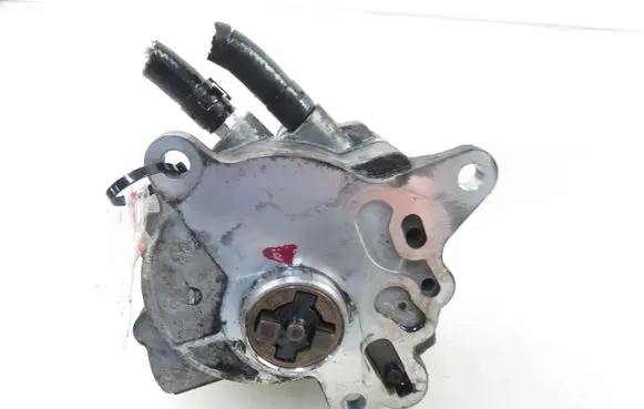 Volkswagen Touran I Vacuum pump 03G145209