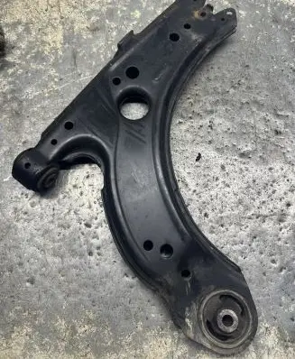 Volkswagen Golf IV Front lower control arm/wishbone