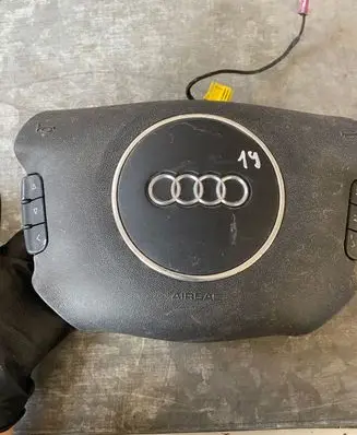 Audi A4 S4 B5 8D Steering wheel airbag