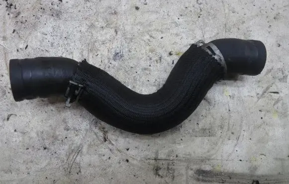 Nissan X-Trail T32 Engine coolant pipe/hose