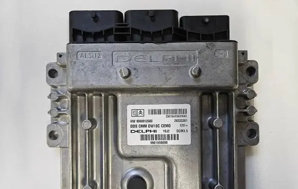 Peugeot 5008 Engine control unit/module 9801556080 9666912580 28333381