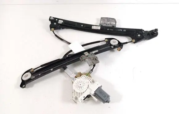 Audi A7 S7 4G Front door window regulator with motor