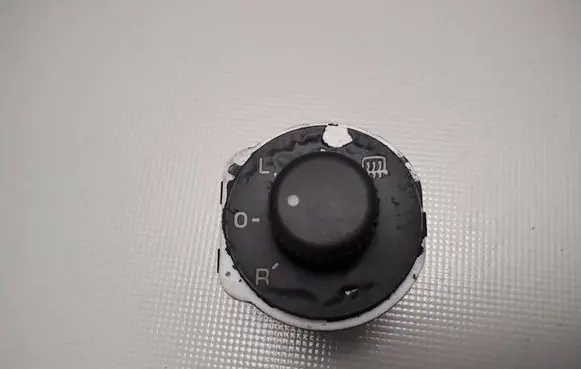 Skoda Octavia Mk2 (1Z) Wing mirror switch 1Z1959565A