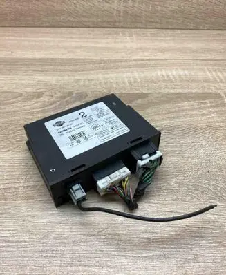 Nissan Primera Door central lock control unit/module 285969F90 5WK4661
