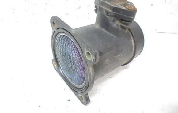 Nissan Almera Tino Mass air flow meter 226805U400