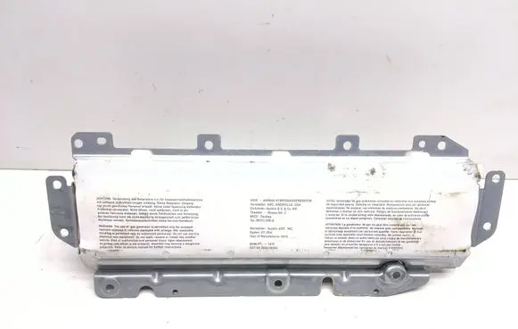 Mercedes-Benz ML W164 Knee airbag 1648600802
