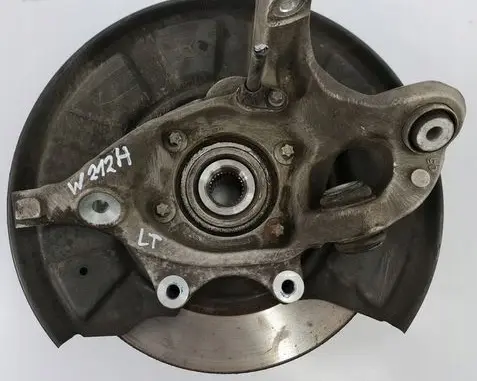 Mercedes-Benz E W212 Rear wheel hub