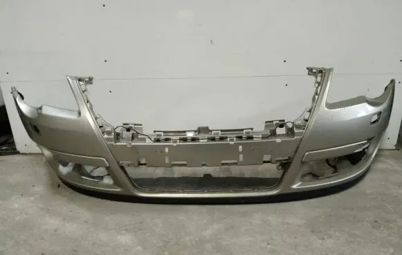 Volkswagen PASSAT B6 Front bumper