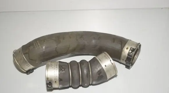 Intercooler hose/pipe