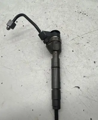 Fuel injector