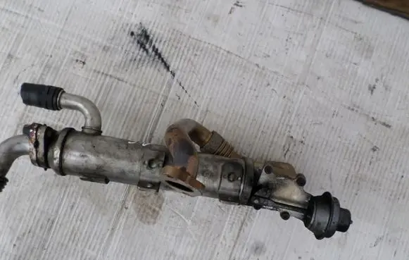 Audi A6 S6 C6 4F EGR valve cooler 03G131512AJ