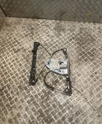 Mercedes-Benz C W203 Front door electric window regulator 2037202346 A2037202346