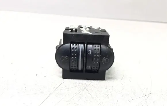 Volkswagen PASSAT B5 Headlight level height control switch 3B0941333C