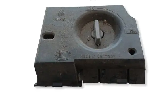 Audi 100 S4 C4 Tow bar electric socket 