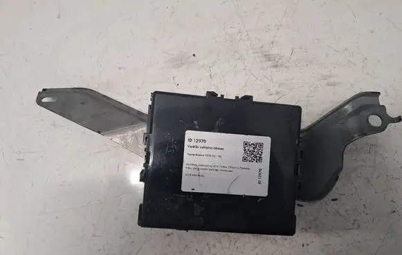 Toyota Avensis T270 Other control units/modules 8969005160