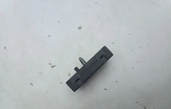 BMW 5 G30 G31 G38 Aerial antenna filter 6835155