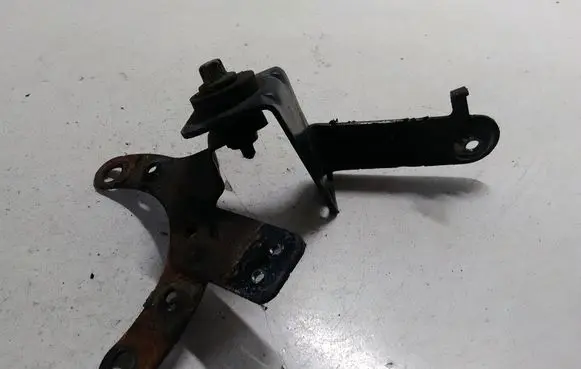 Opel Vectra C Fuel filter bracket/mount holder 