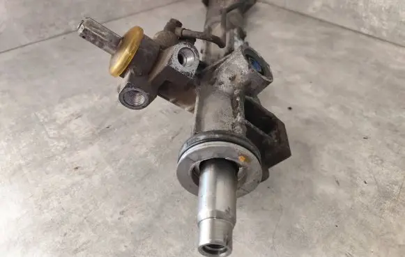 Steering rack