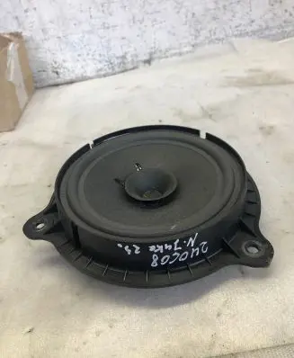 Nissan Juke II F16 Front door speaker 28156