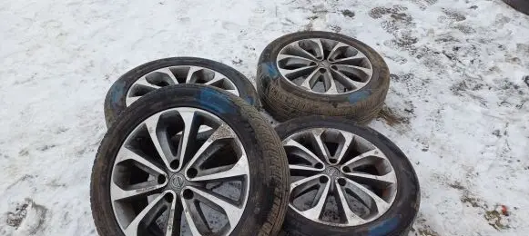 Nissan Qashqai+2 R18 carbon fiber rim 808614A